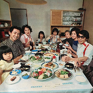 お墓に入れるのは何親等まで？